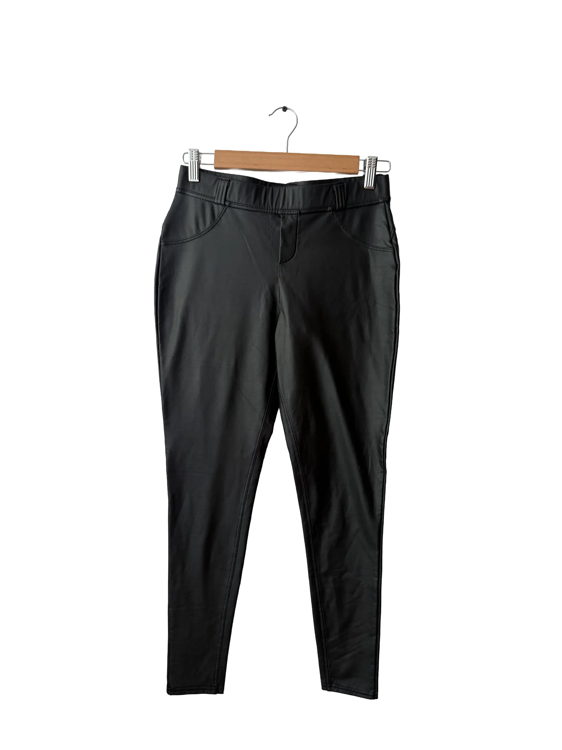 Leggins en Cuerina talla M, estado 10/10